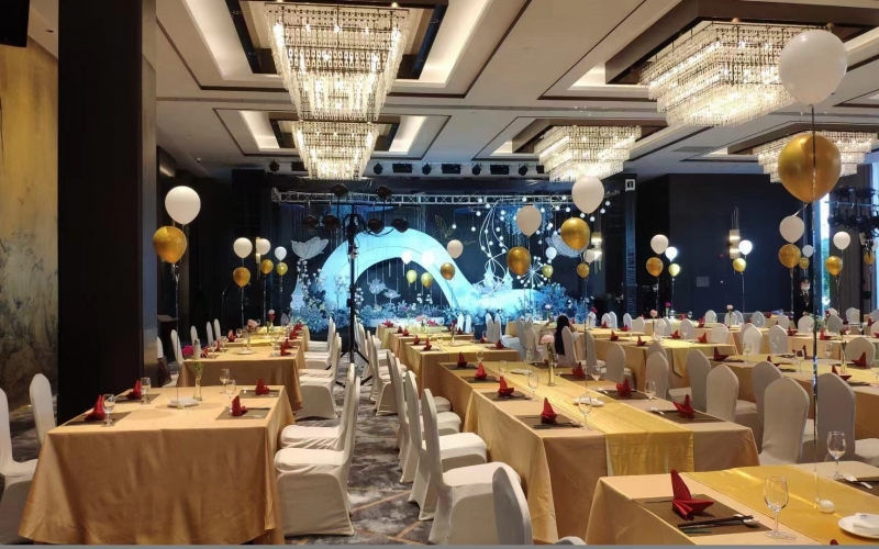 YUESAI專業(yè)燈光音響設(shè)備成功應(yīng)用于開化國際酒店宴會廳